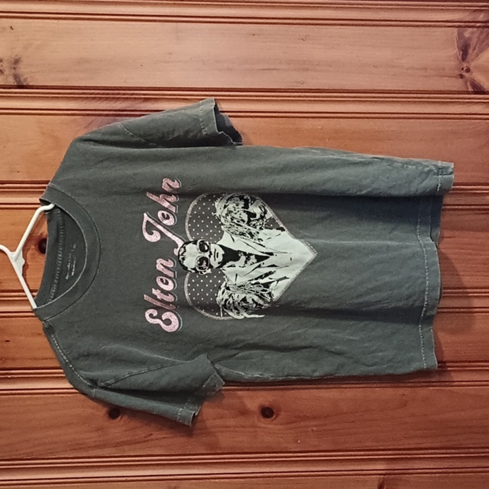 Abercrombie Elton John graphic tshirt